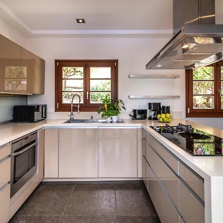 ヴィラ Luxury 3 Bed With Heated Pool - Nueva Andalucia *