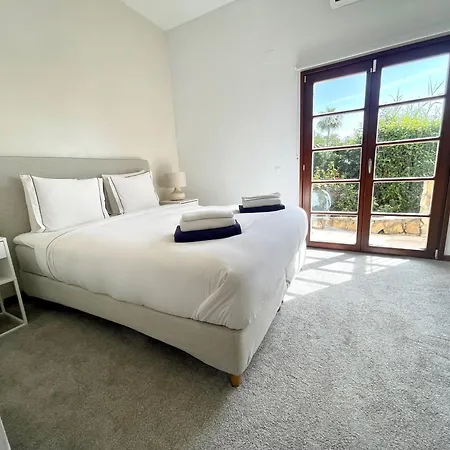 Luxury 3 Bed With Heated Pool - Nueva Andalucia * マルベーリャ